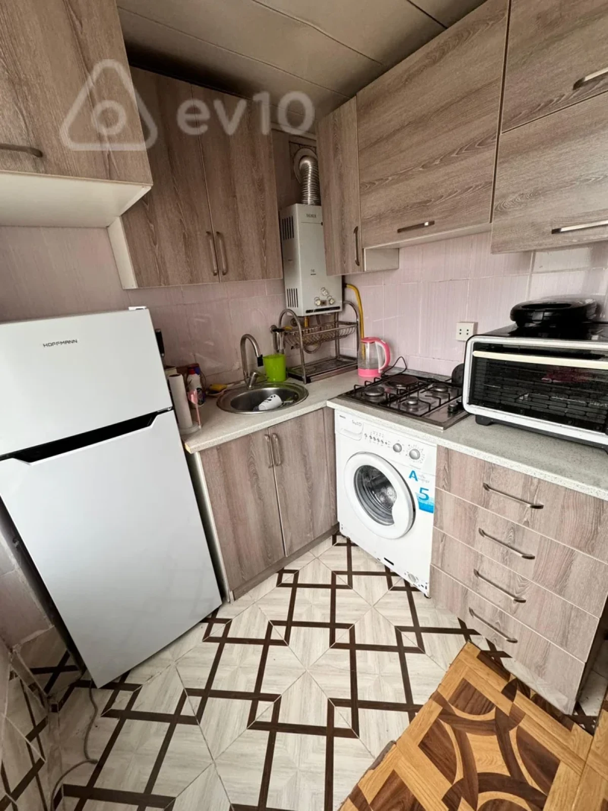 Kirayə verilir 2 otaqlı yeni tikili 60 m²