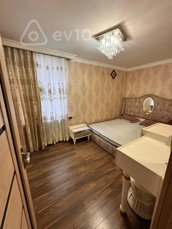 Kirayə verilir 2 otaqlı yeni tikili 60 m²