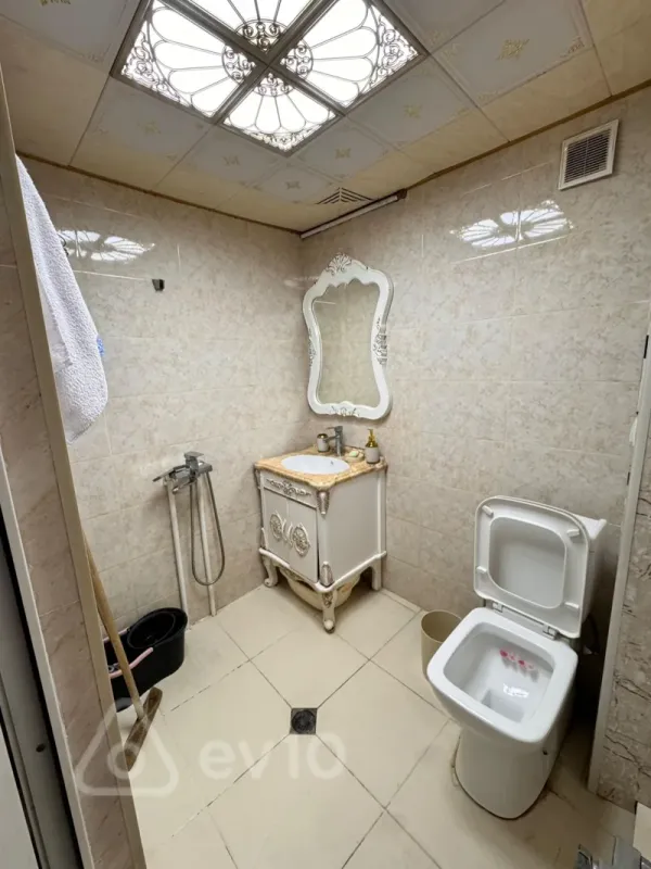 Kirayə verilir 2 otaqlı yeni tikili 60 m²