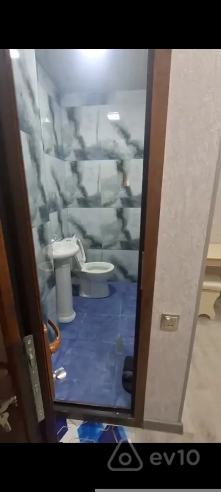 Kirayə verilir 2 otaqlı yeni tikili 65 m²