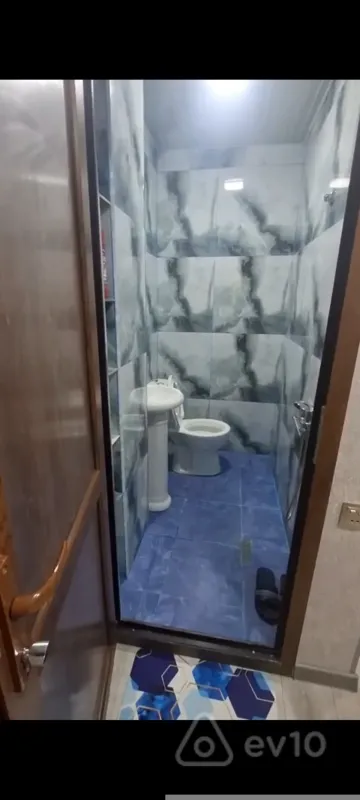 Kirayə verilir 2 otaqlı yeni tikili 65 m²