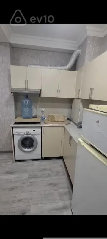 Kirayə verilir 2 otaqlı yeni tikili 65 m²