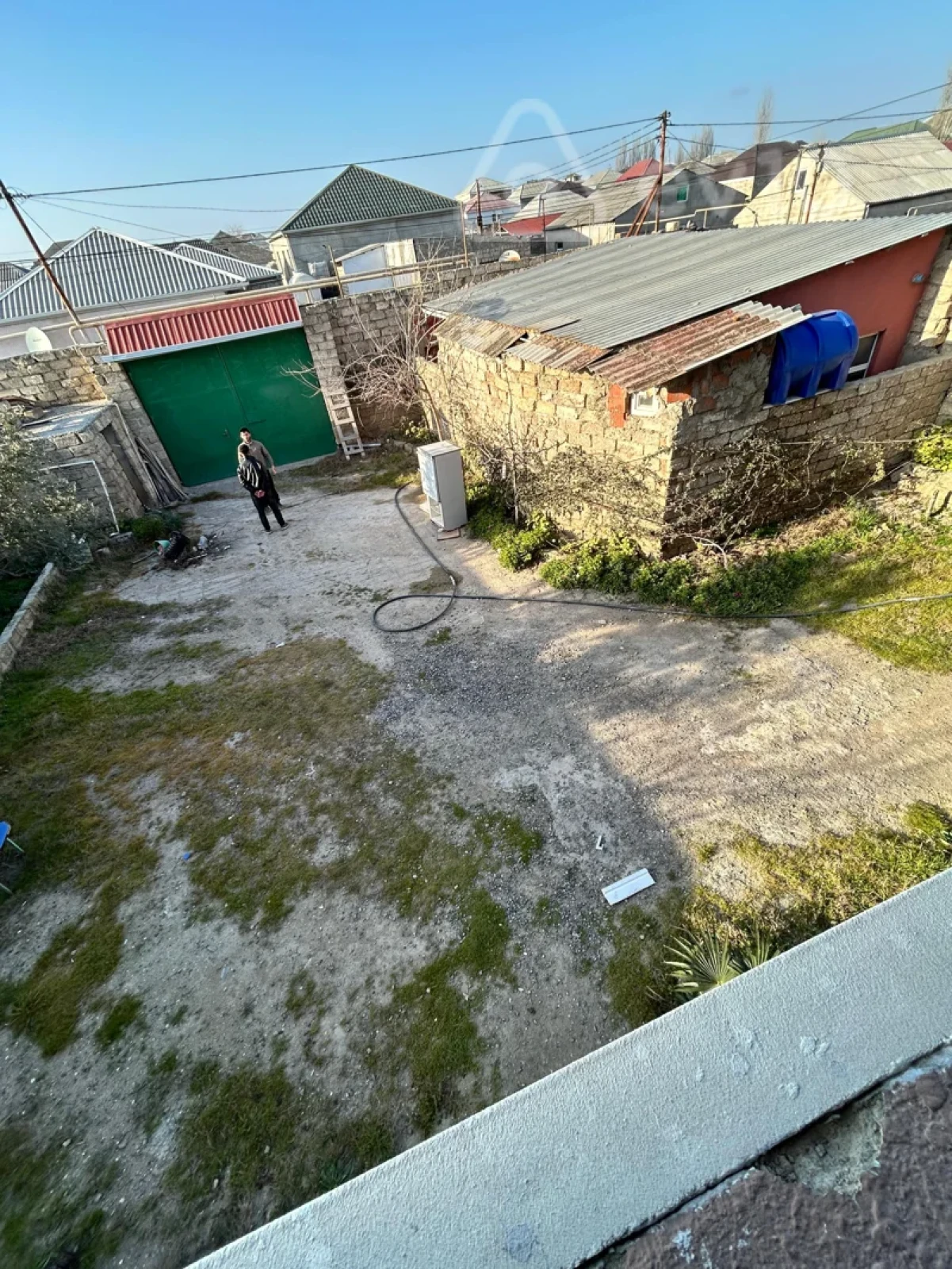 Satılır 5 otaqlı həyət evi 200 m²