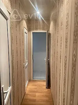 Kirayə verilir 3 otaqlı köhnə tikili 105 m²