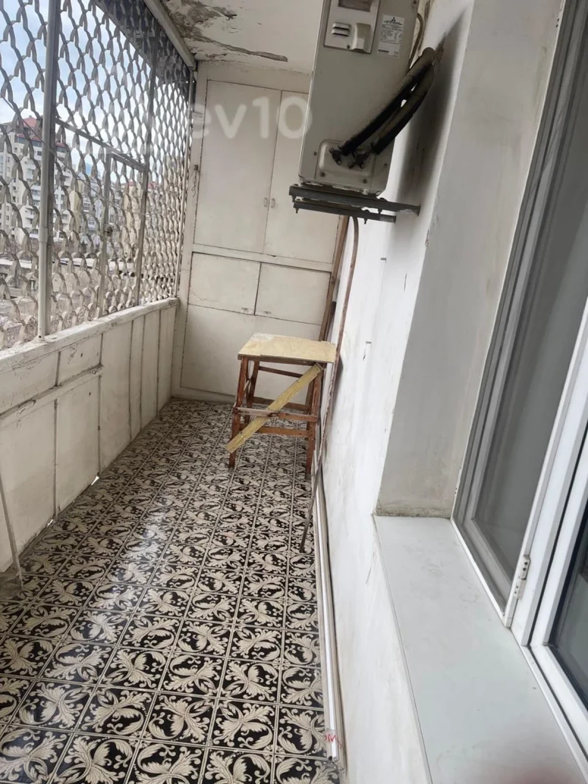 Kirayə verilir 3 otaqlı köhnə tikili 105 m²