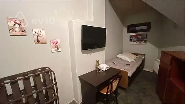 Kirayə verilir 1 otaqlı köhnə tikili 18 m²