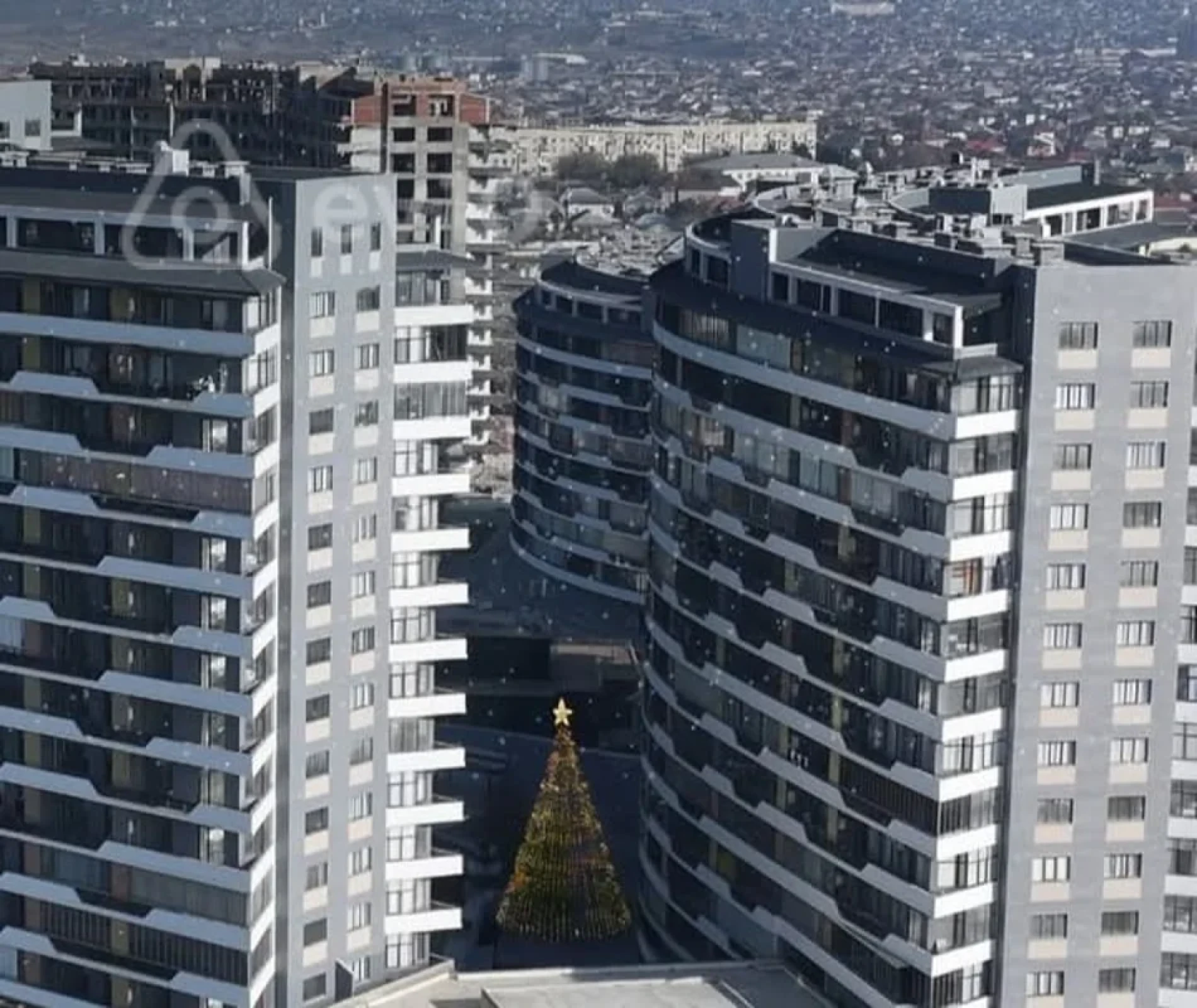 Satılır 4 otaqlı yeni tikili 182 m²