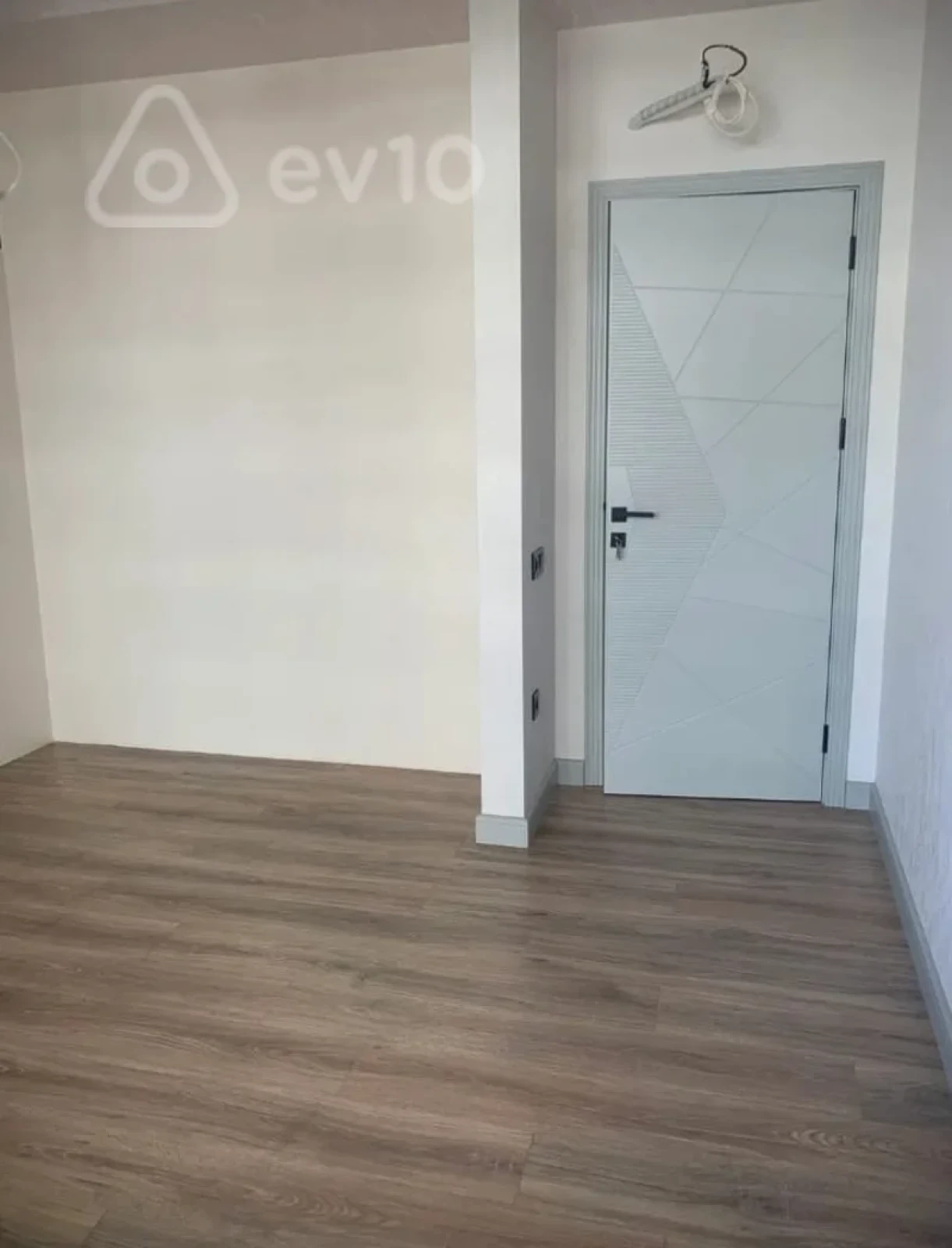 Satılır 4 otaqlı yeni tikili 182 m²