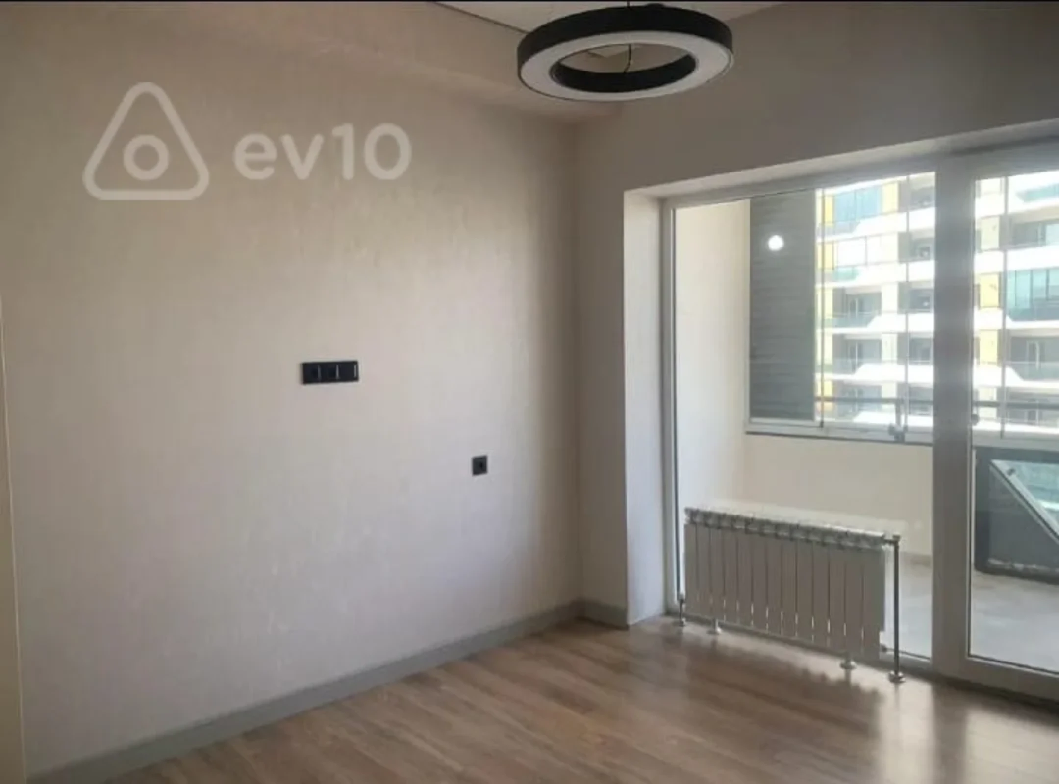 Satılır 4 otaqlı yeni tikili 182 m²