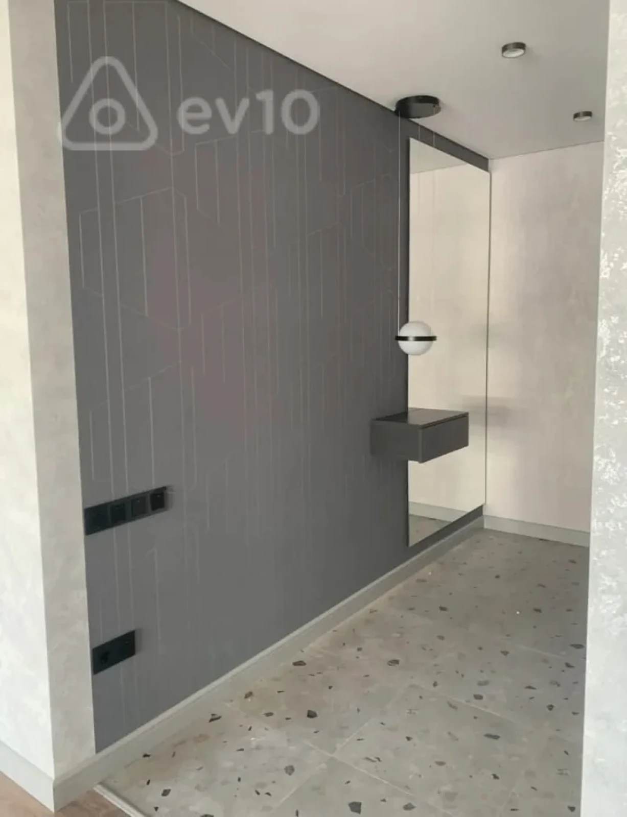 Satılır 4 otaqlı yeni tikili 182 m²