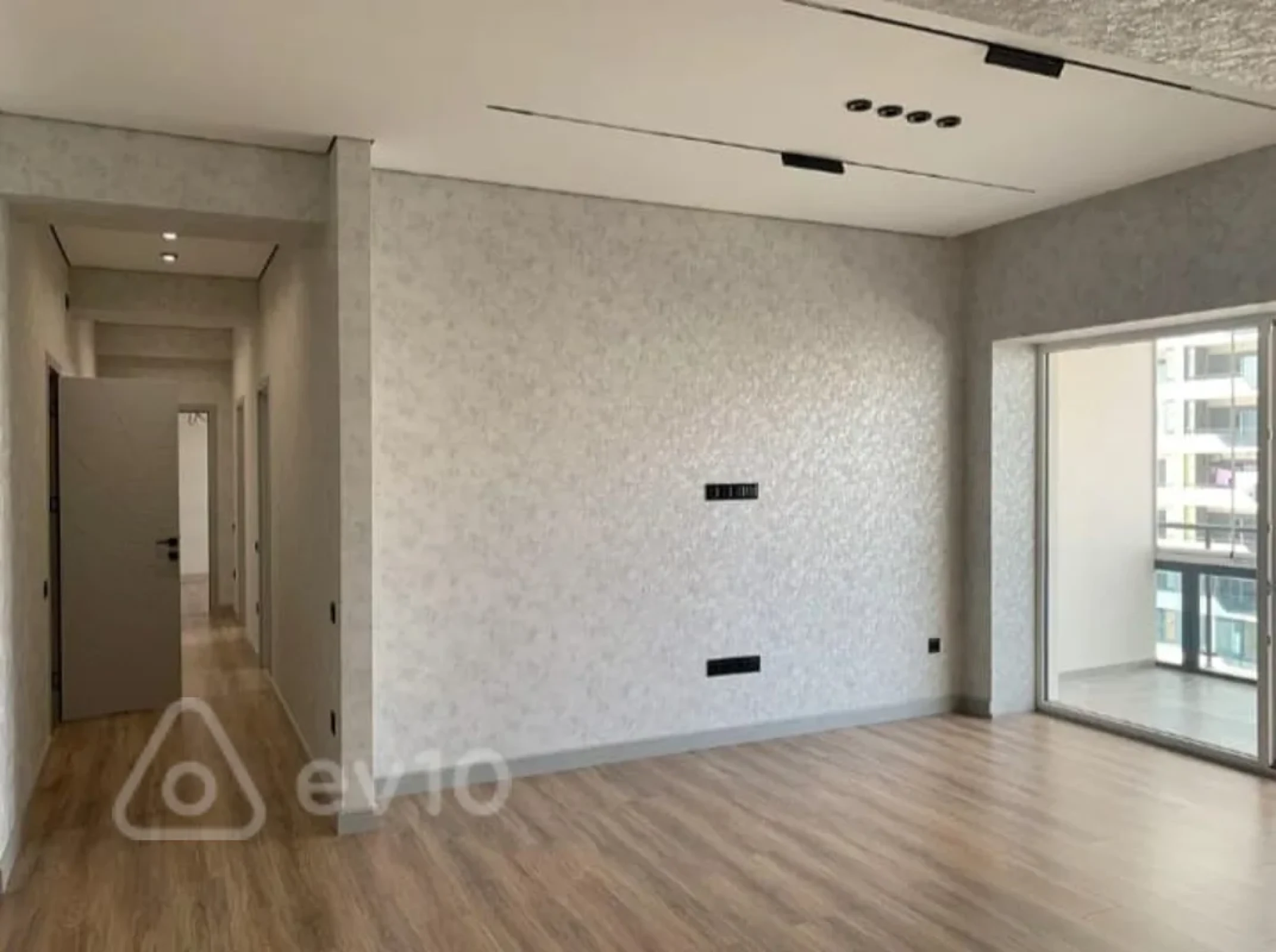 Satılır 4 otaqlı yeni tikili 182 m²