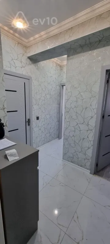 Kirayə verilir 3 otaqlı yeni tikili 100 m²