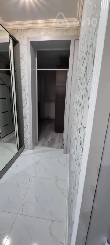 Kirayə verilir 3 otaqlı yeni tikili 100 m²