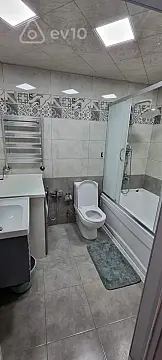 Kirayə verilir 3 otaqlı yeni tikili 100 m²