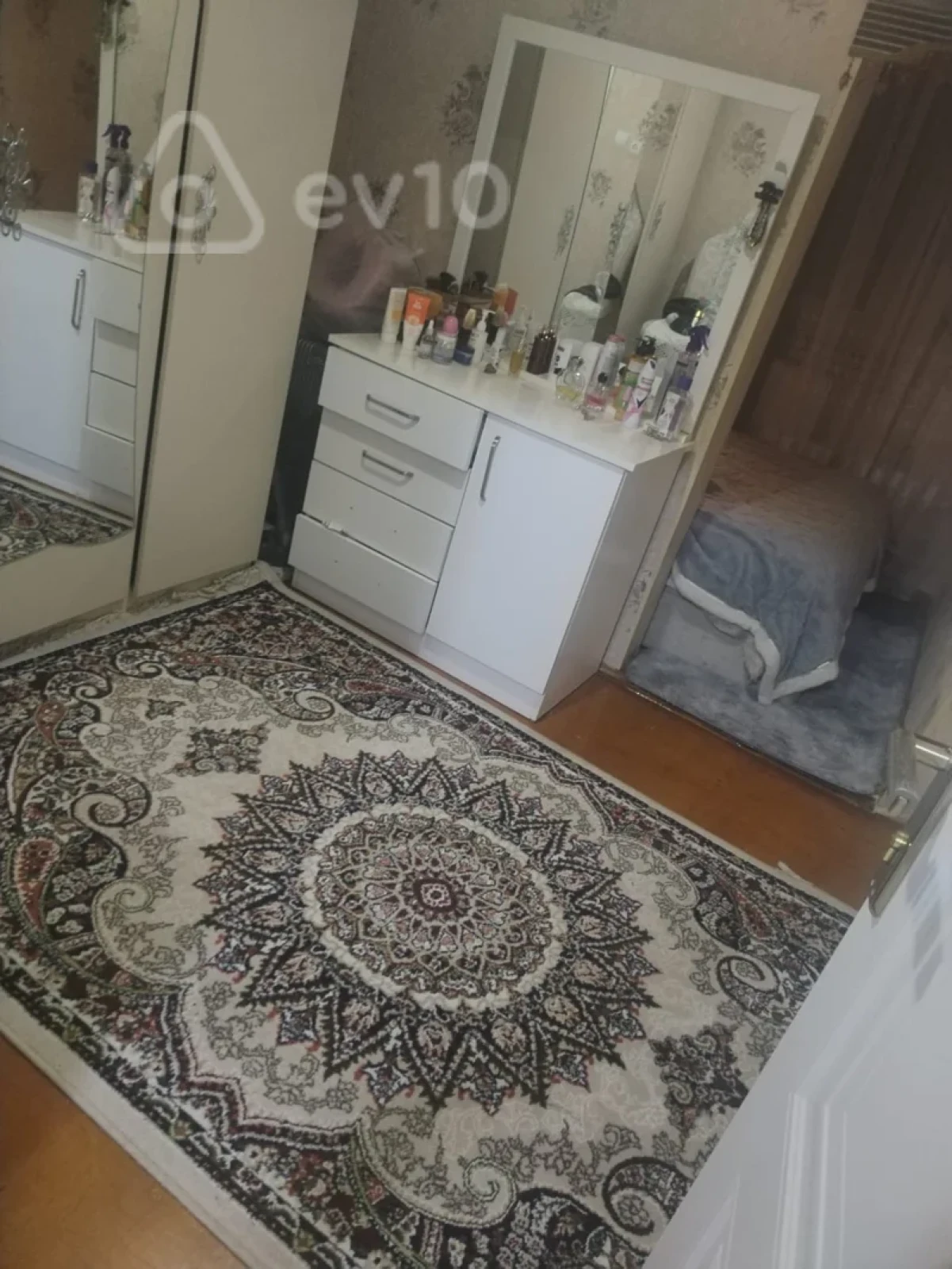 Kirayə verilir 2 otaqlı həyət evi 50 m²