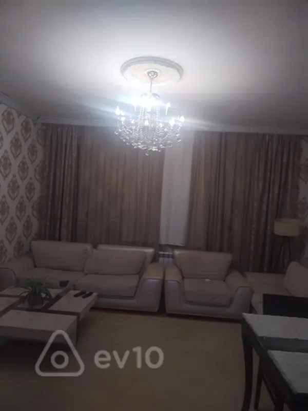 Kirayə verilir 2 otaqlı həyət evi 50 m²