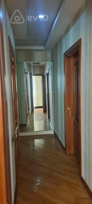 Kirayə verilir 2 otaqlı yeni tikili 78 m²