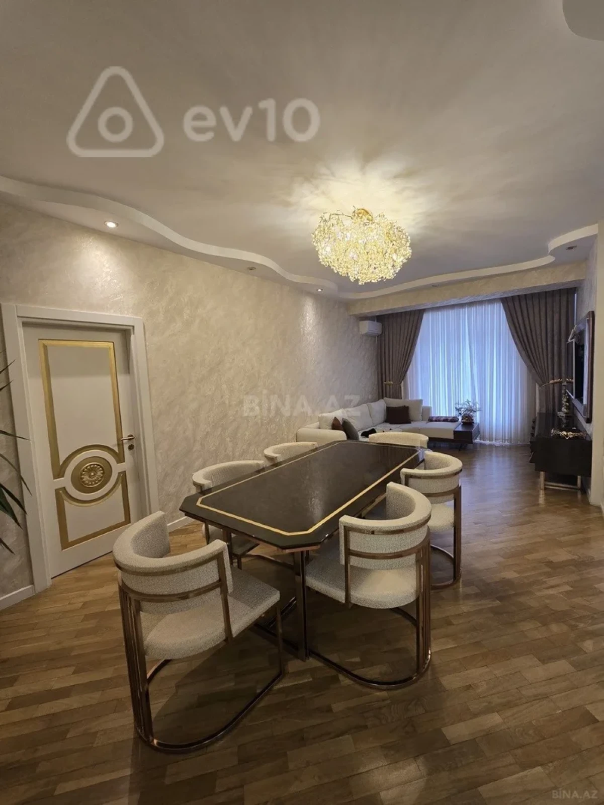 Kirayə verilir 3 otaqlı yeni tikili 115 m²