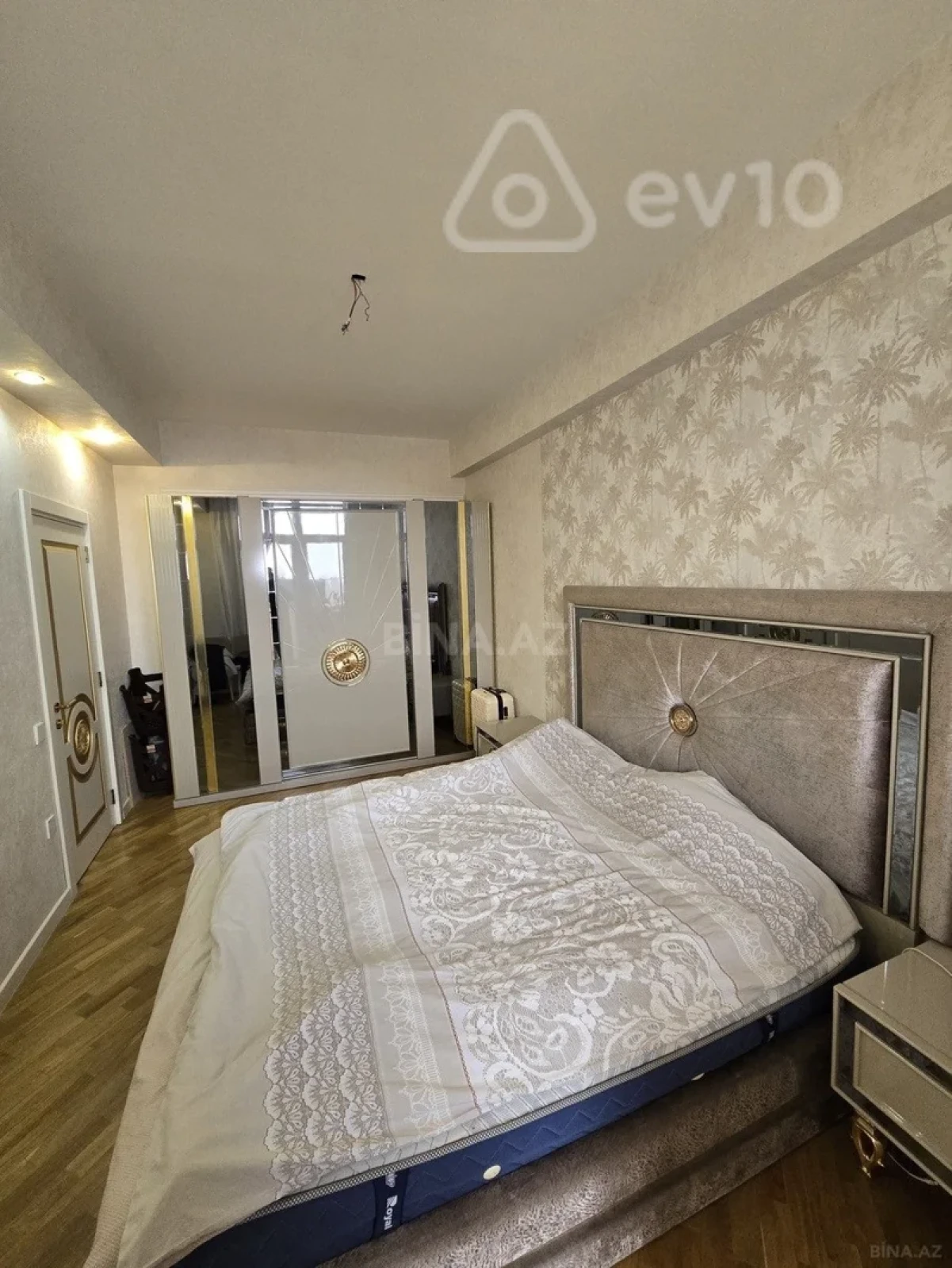 Kirayə verilir 3 otaqlı yeni tikili 115 m²