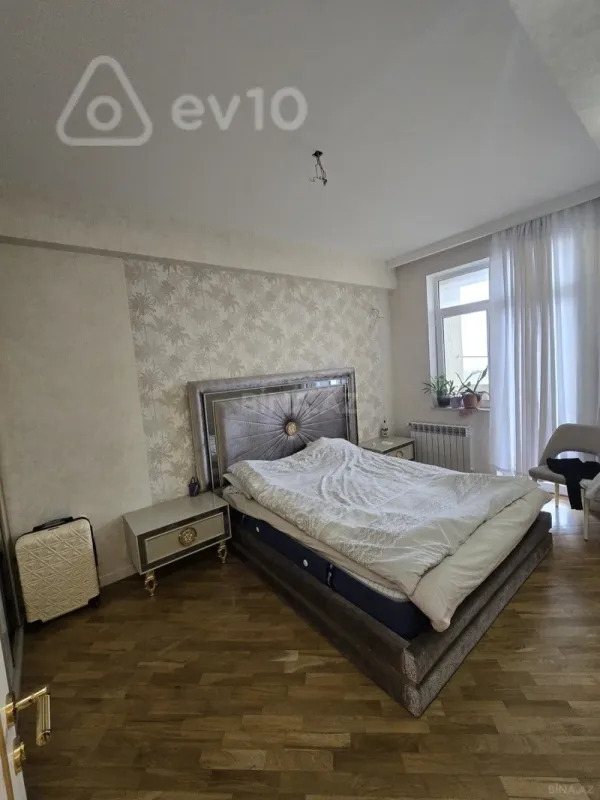 Kirayə verilir 3 otaqlı yeni tikili 115 m²