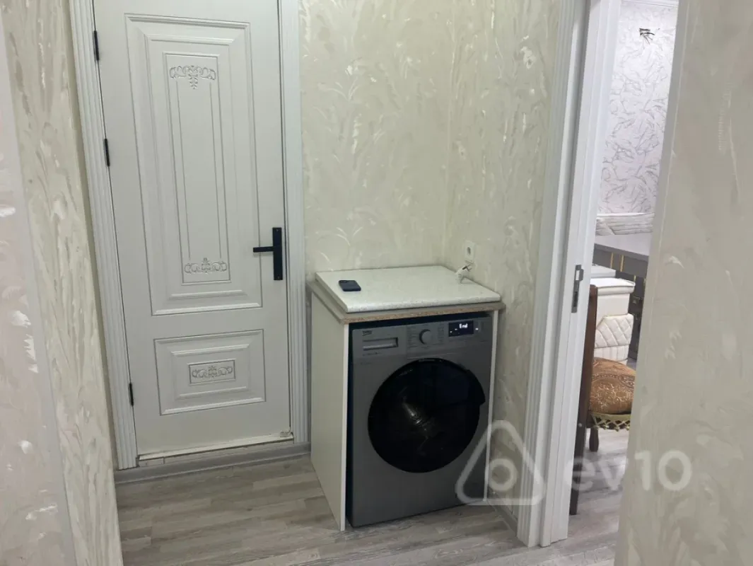 Kirayə verilir 3 otaqlı yeni tikili 45 m²