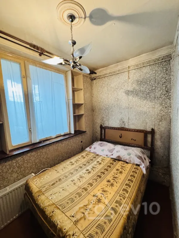 Satılır 2 otaqlı köhnə tikili 40 m²