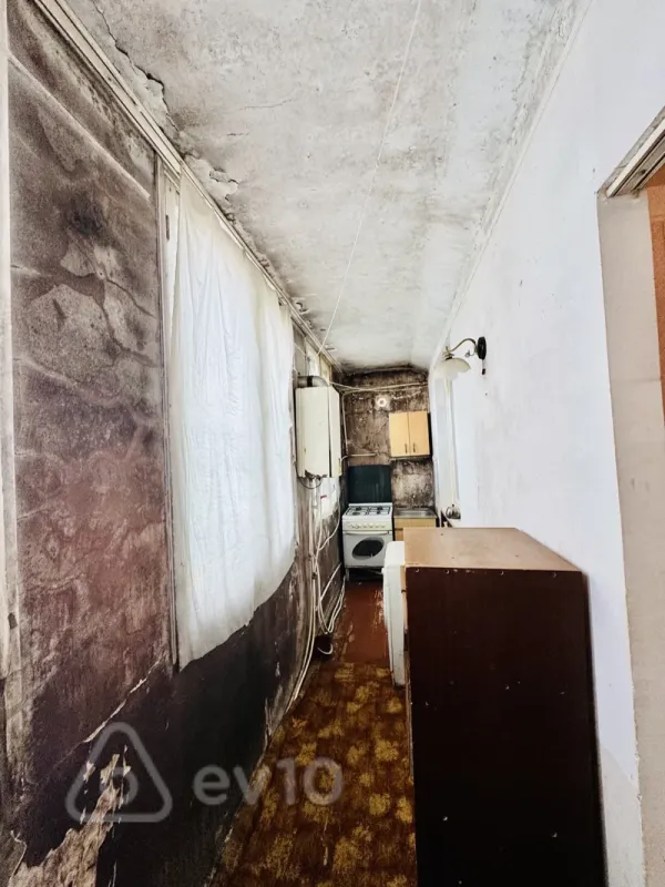 Satılır 2 otaqlı köhnə tikili 40 m²