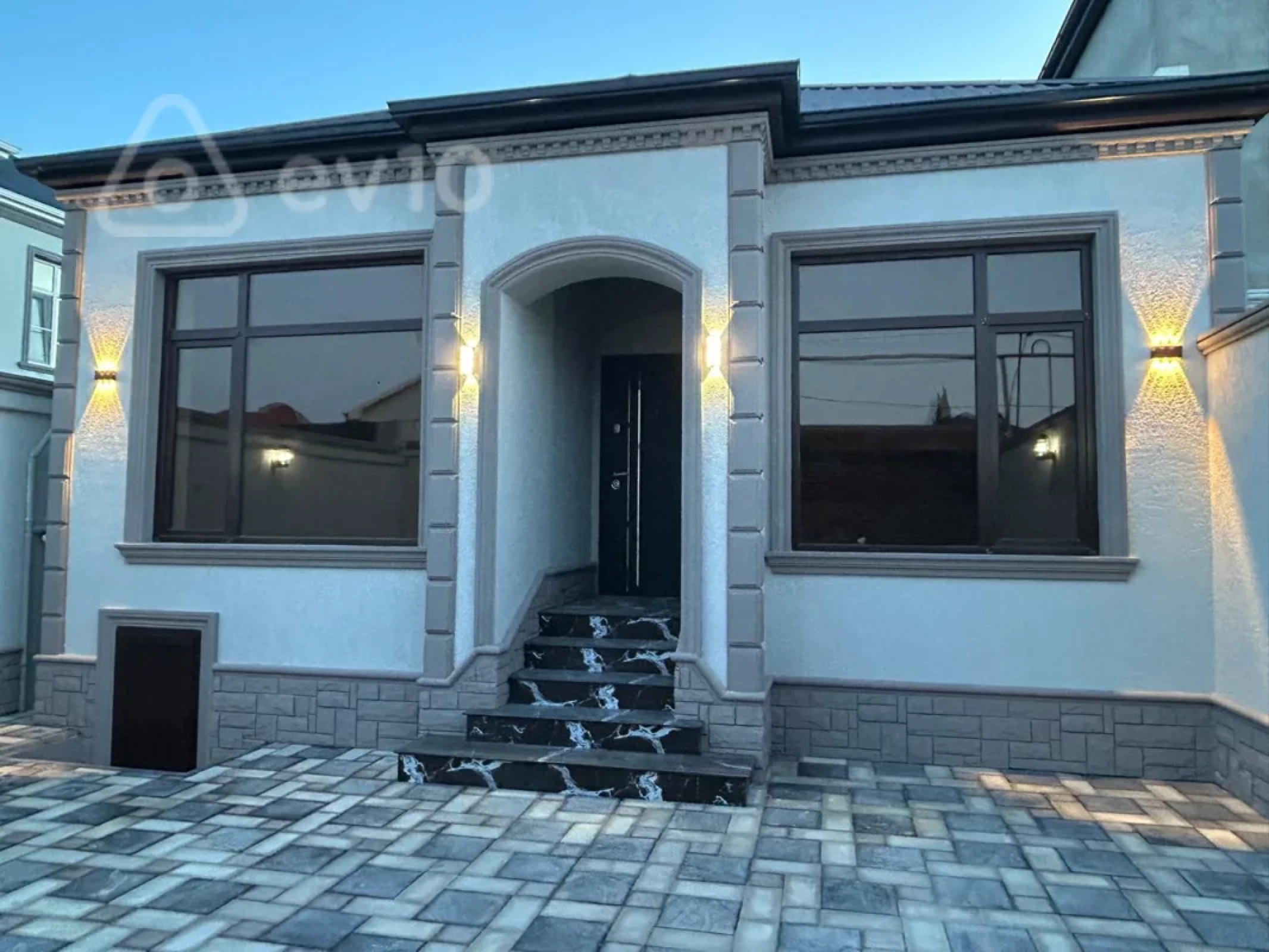 Satılır 4 otaqlı həyət evi 120 m²