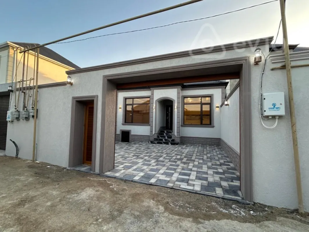 Satılır 4 otaqlı həyət evi 120 m²