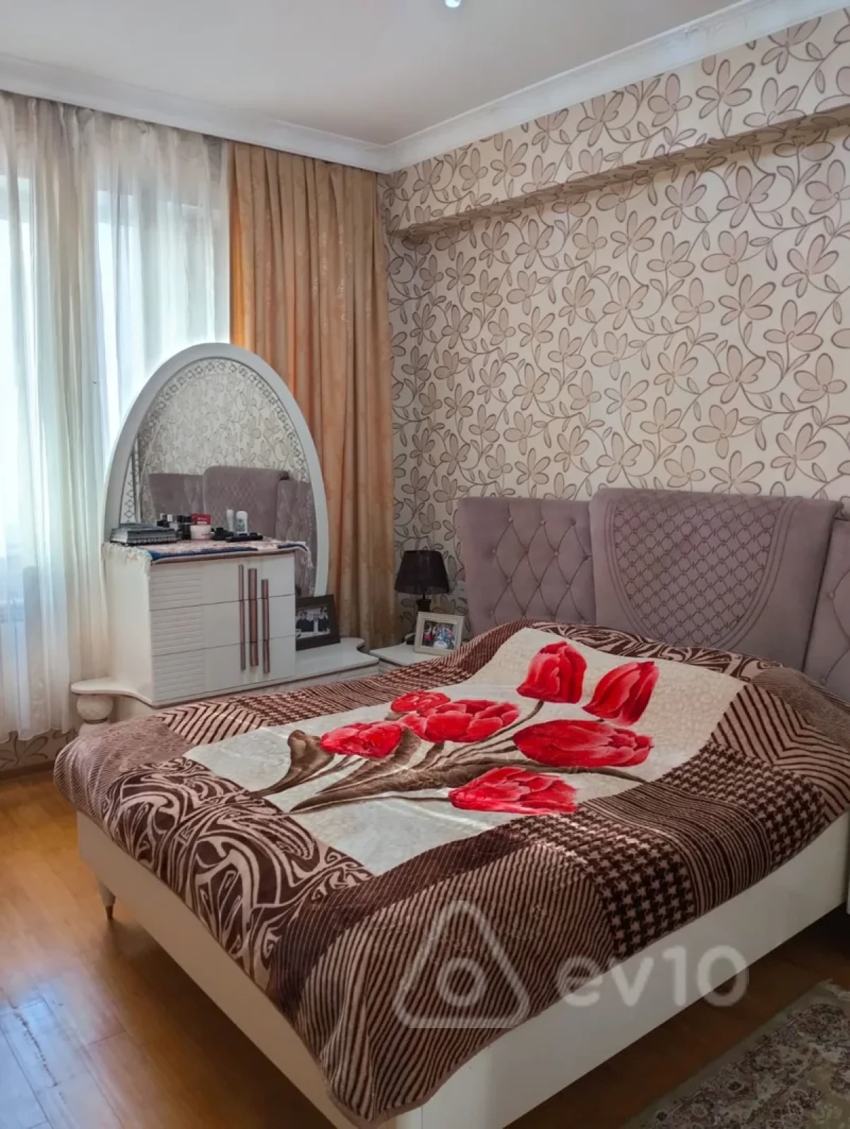 Kirayə verilir 2 otaqlı yeni tikili 50 m²