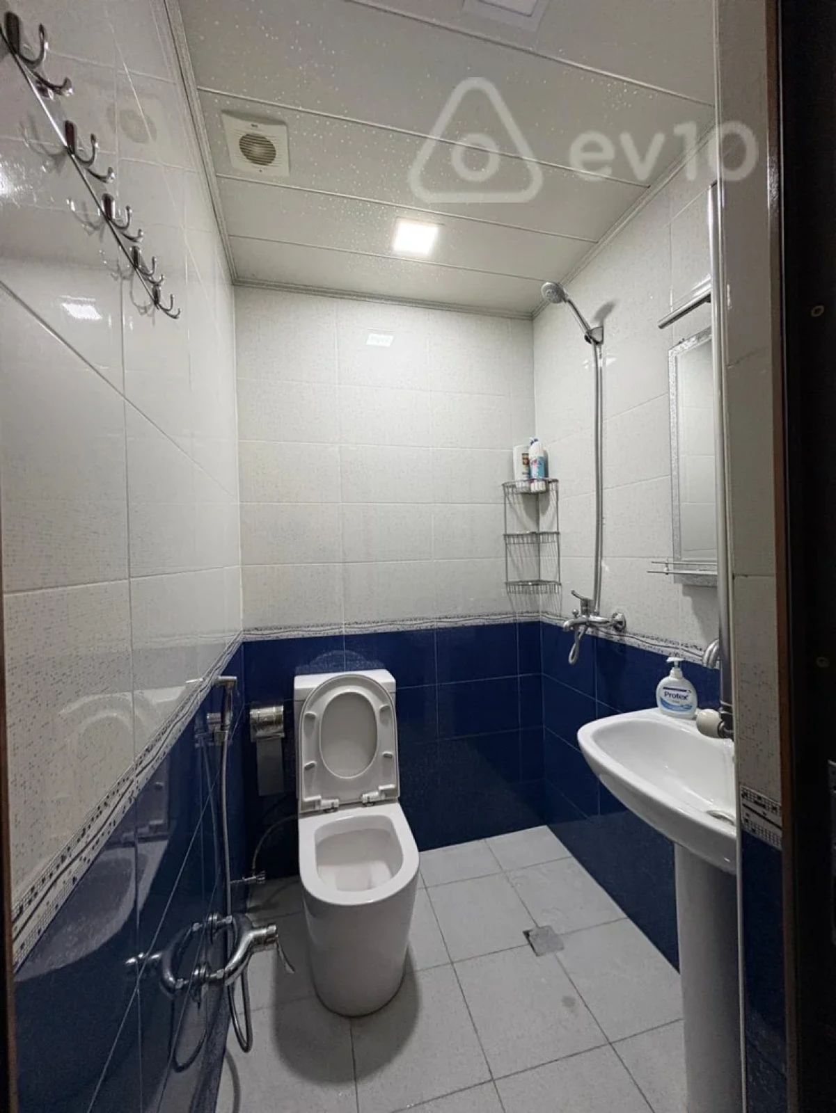 Kirayə verilir 2 otaqlı yeni tikili 60 m²