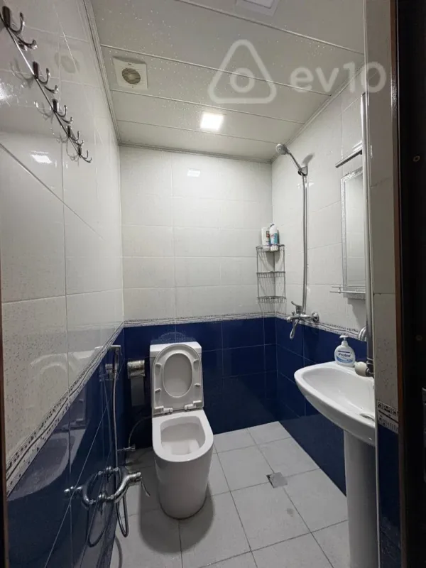 Kirayə verilir 2 otaqlı yeni tikili 60 m²