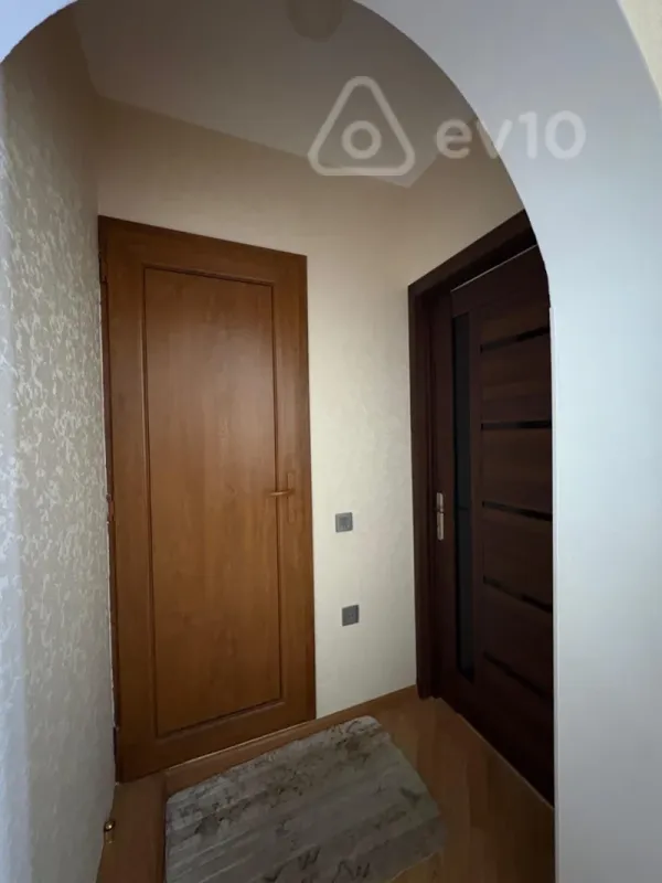 Kirayə verilir 2 otaqlı yeni tikili 63 m²