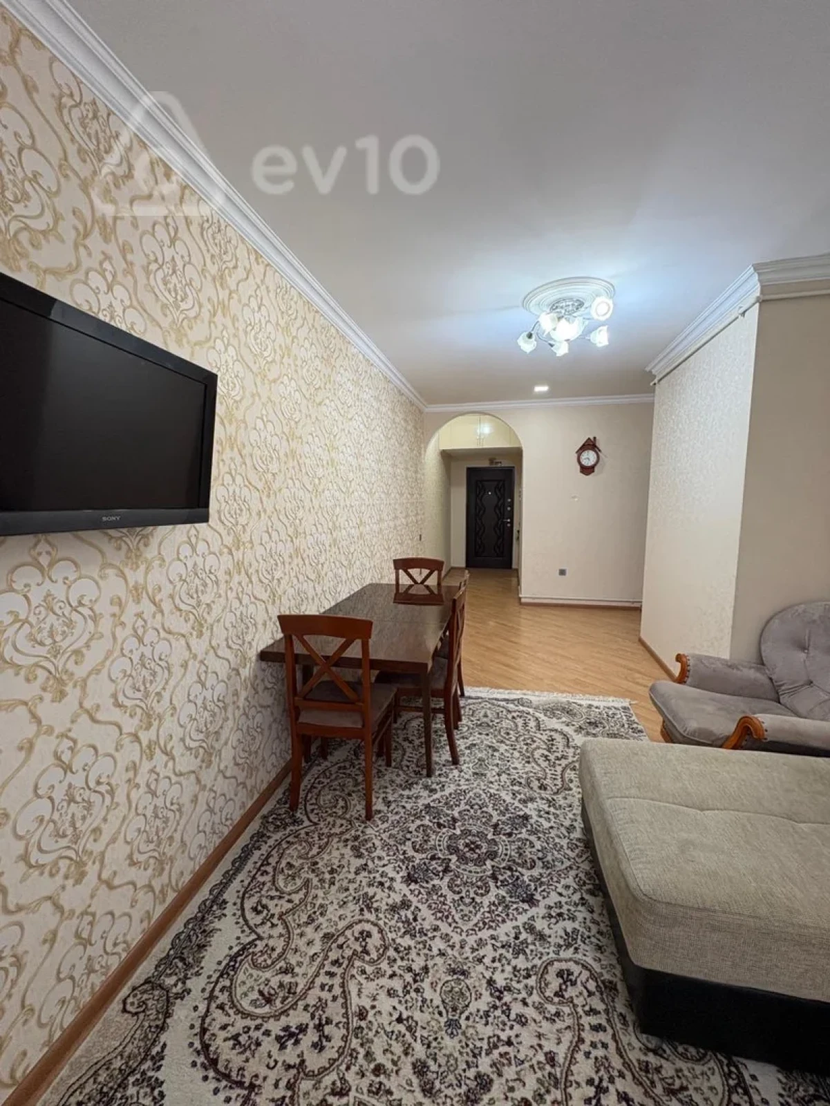 Kirayə verilir 2 otaqlı yeni tikili 63 m²