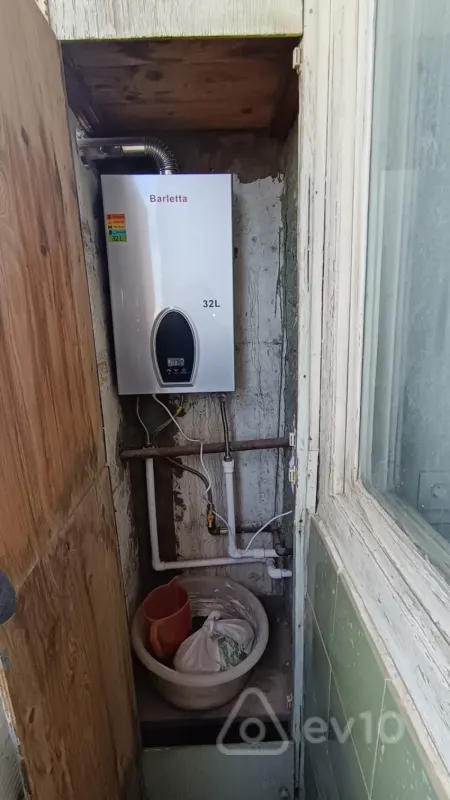 Kirayə verilir 2 otaqlı köhnə tikili 60 m²