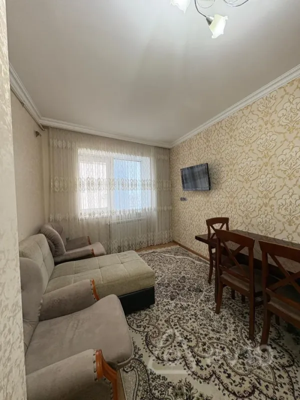 Kirayə verilir 2 otaqlı yeni tikili 70 m²
