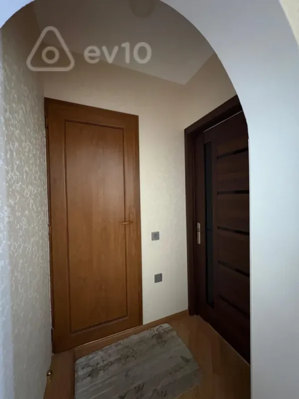 Kirayə verilir 2 otaqlı yeni tikili 70 m²
