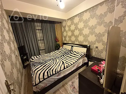 Kirayə verilir 3 otaqlı yeni tikili 70 m²