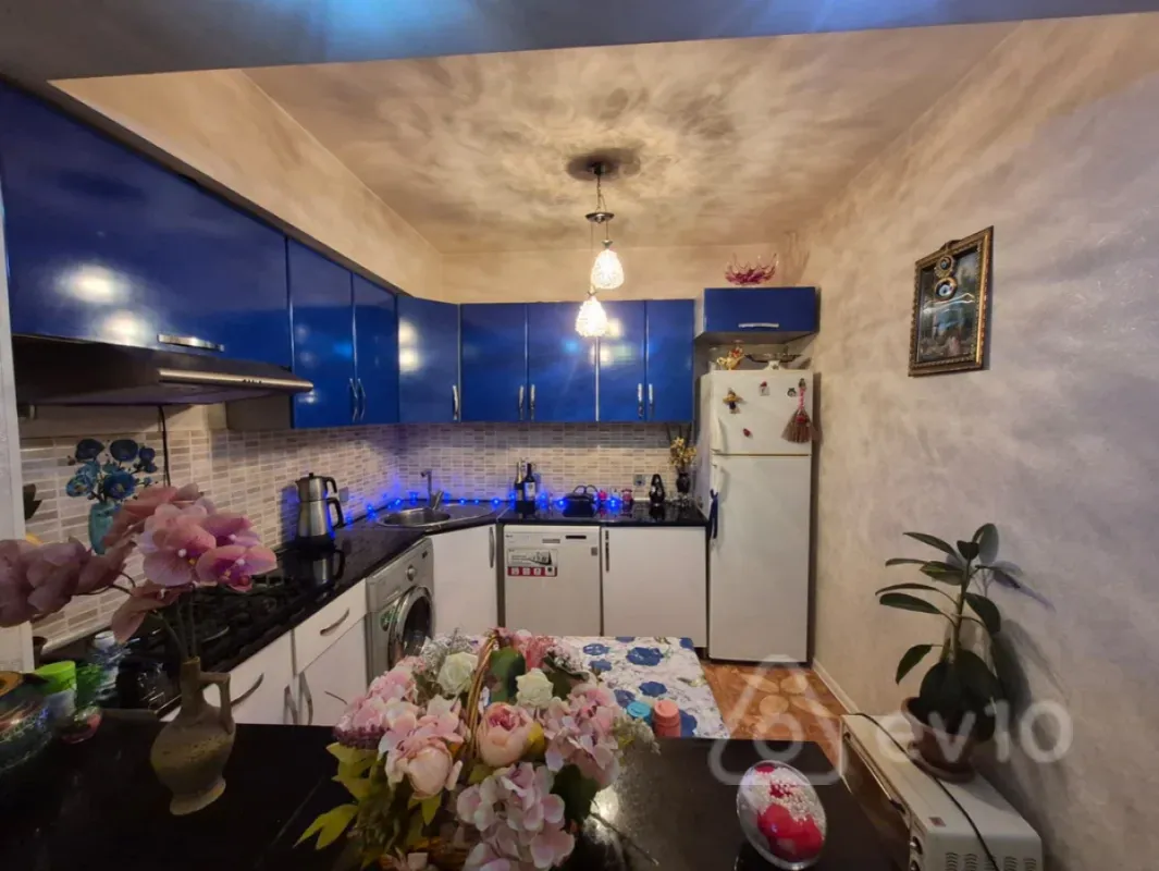 Kirayə verilir 3 otaqlı yeni tikili 70 m²