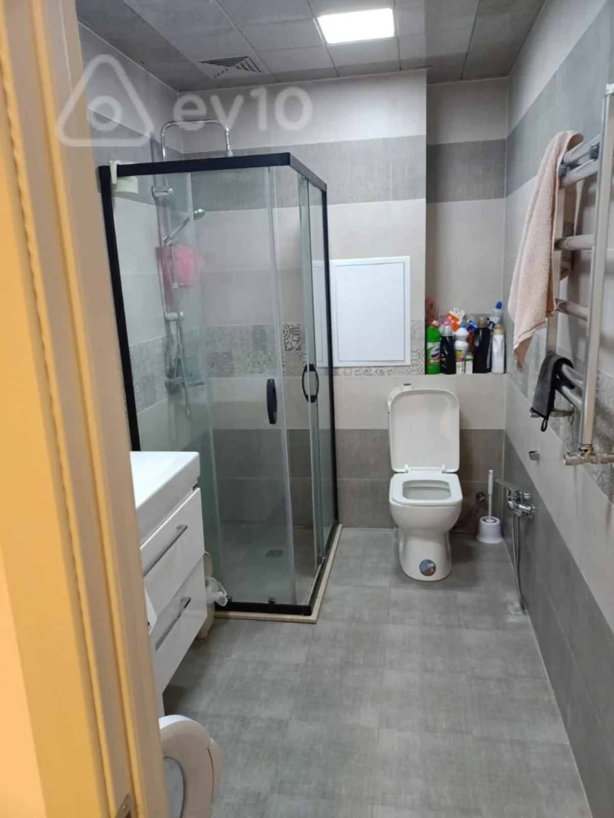 Kirayə verilir 2 otaqlı yeni tikili 60 m²