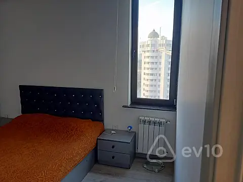 Kirayə verilir 2 otaqlı yeni tikili 60 m²