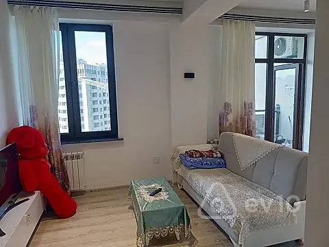 Kirayə verilir 2 otaqlı yeni tikili 60 m²