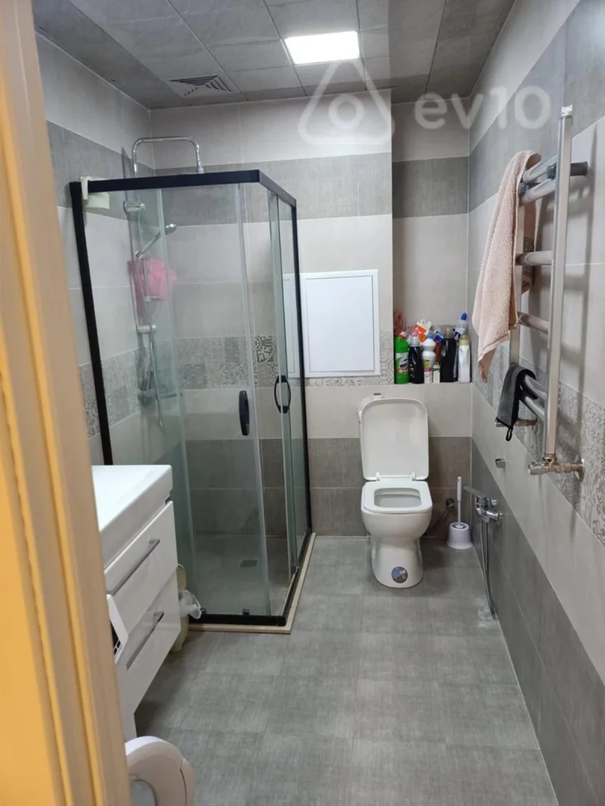 Kirayə verilir 2 otaqlı yeni tikili 60 m²