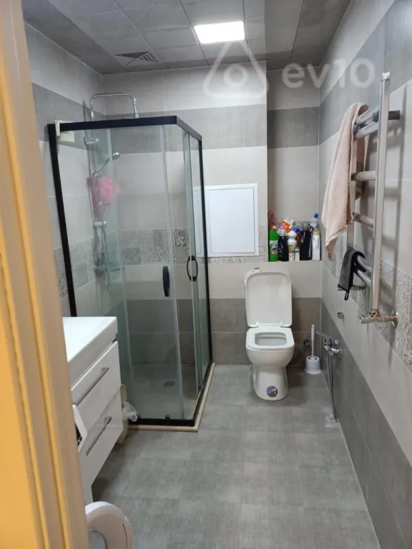 Kirayə verilir 2 otaqlı yeni tikili 60 m²