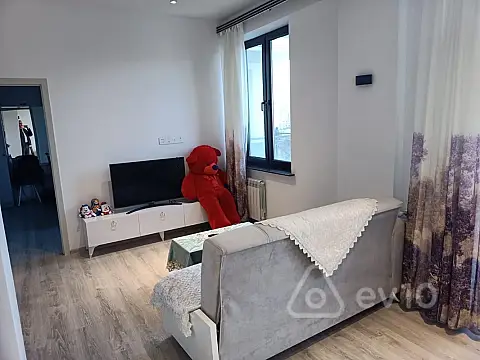 Kirayə verilir 2 otaqlı yeni tikili 60 m²