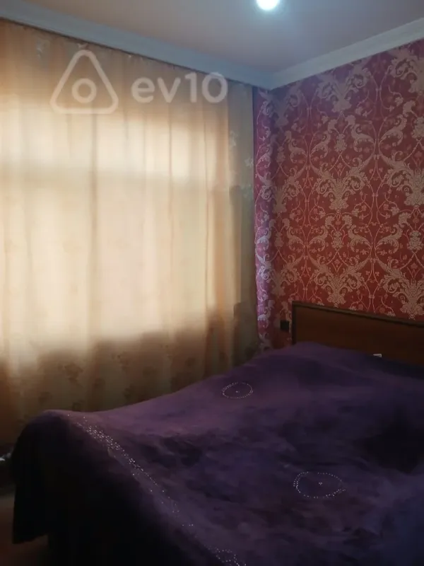 Satılır 3 otaqlı köhnə tikili 50 m²