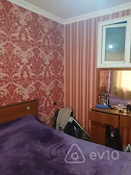 Satılır 3 otaqlı köhnə tikili 50 m²