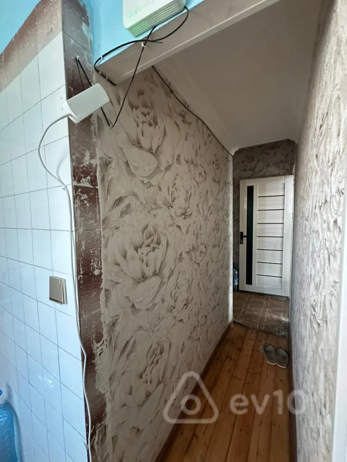 Satılır 2 otaqlı köhnə tikili 50 m²