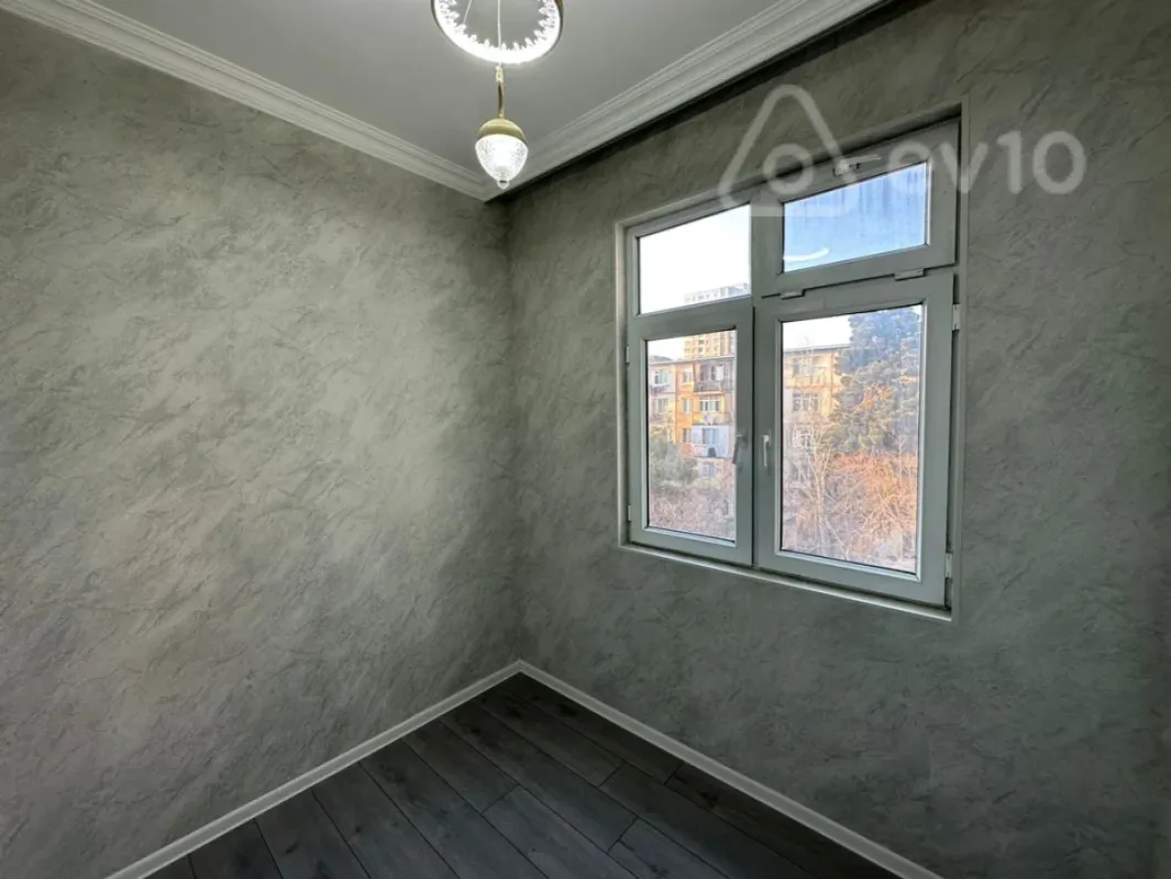 Satılır 3 otaqlı köhnə tikili 50 m²