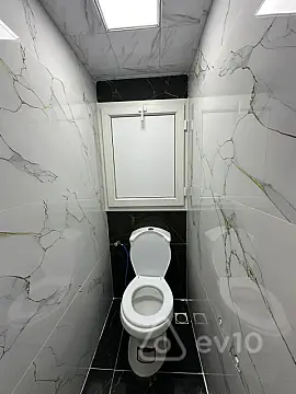 Satılır 3 otaqlı köhnə tikili 50 m²